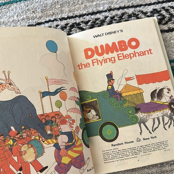 Walt Disney Productions *Vintage* Dumbo the Flying Elephant Hardback Book - Picture 4 of 7